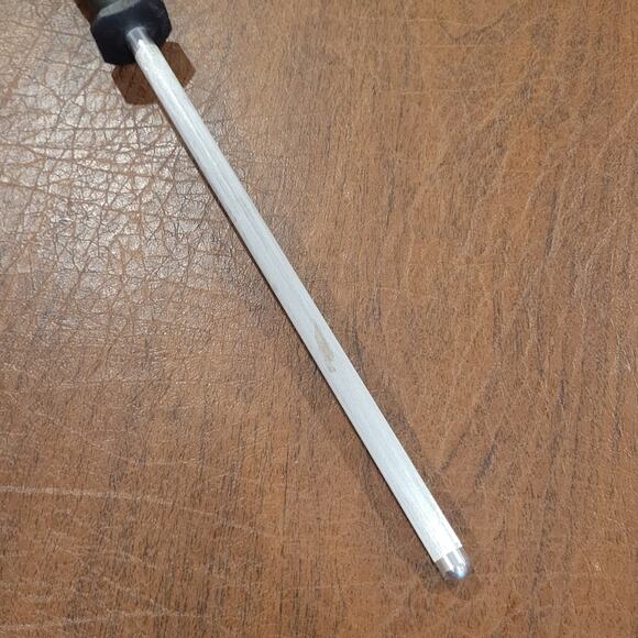 J.A. Henckels International Solingen 9" Knife Sharpening Honing Rod 619 - Picture 3 of 13